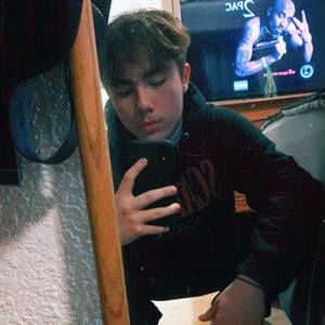 Meet your Posher, Mark